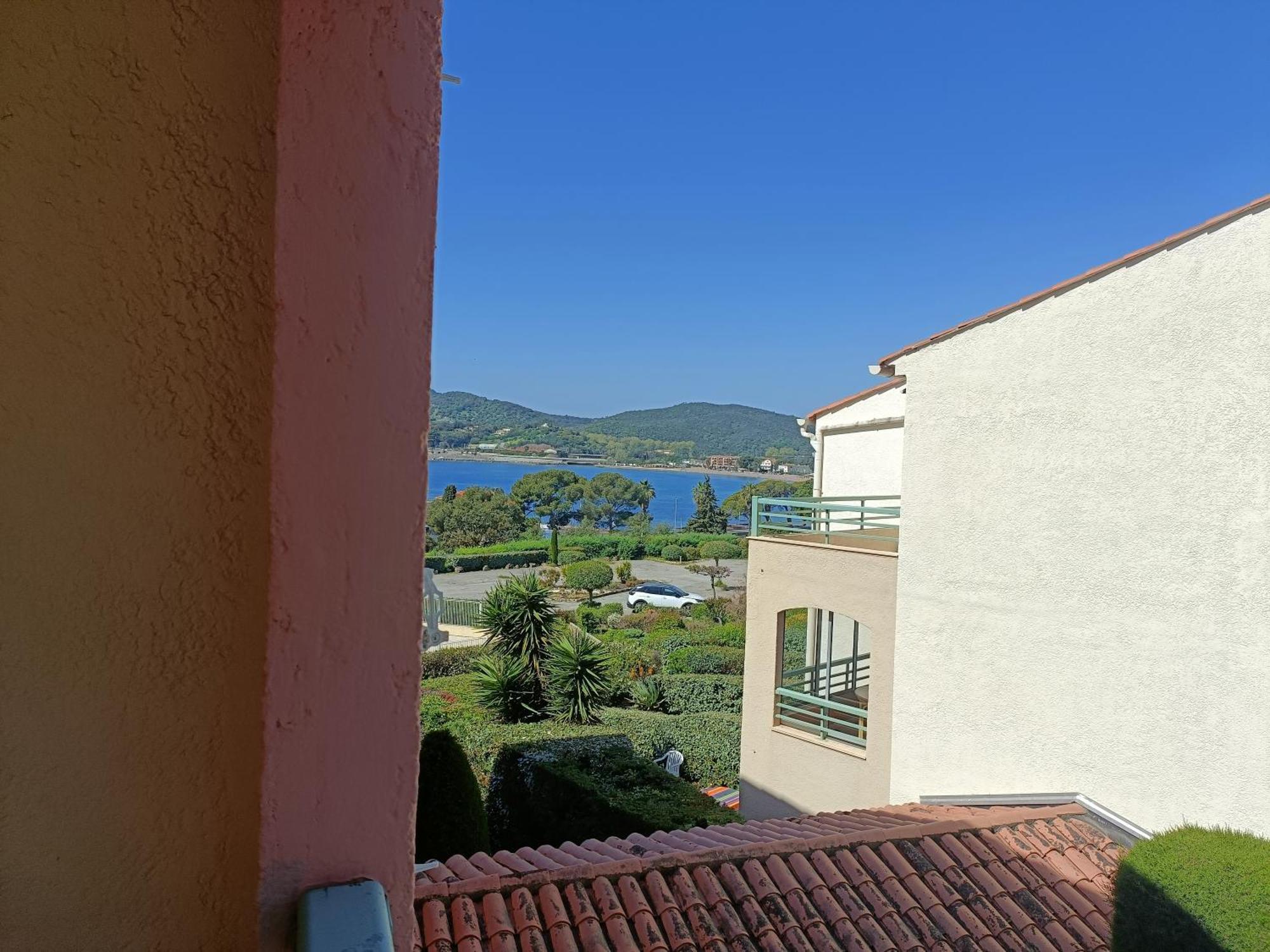 Appartement Les Coraux Agay à Saint-Raphaël Extérieur photo